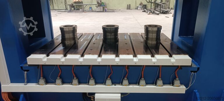 Doppelständerpresse Durendus 300 T Doppelständerpresse Heizpresse