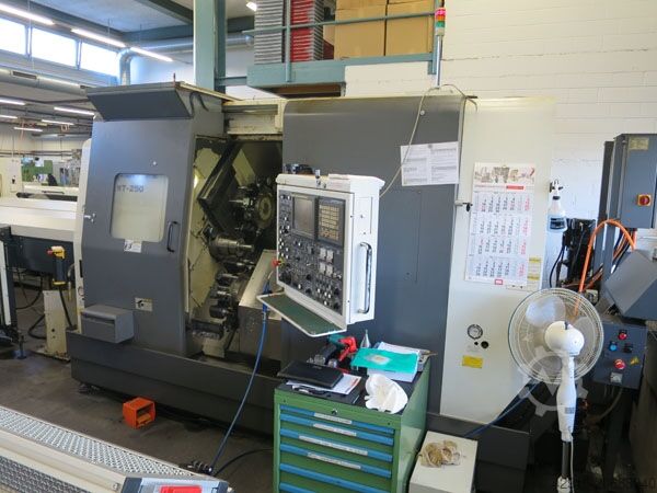 CNC draaien-freescentrum Nakamura-Tome WT250