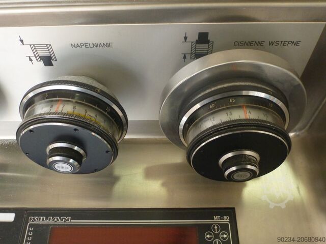 Tabletcompressiemachine van Kilian model T100/18 EU-B KILIAN T100/18