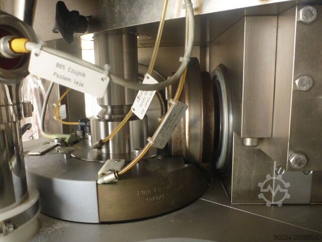 Tabletcompressiemachine van Kilian model T100/18 EU-B KILIAN T100/18