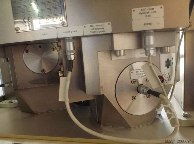 Tabletcompressiemachine van Kilian model T100/18 EU-B KILIAN T100/18