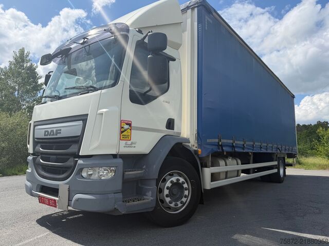 Camião plataforma com lona DAF LF 290 EURO 6 TAULINER 9M