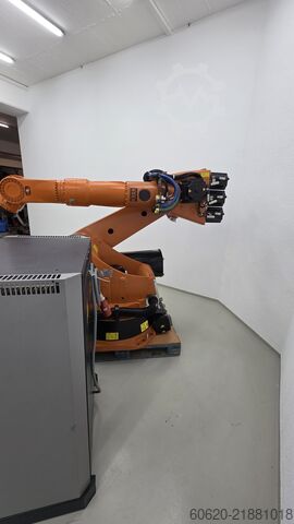 Robot przemysłowy KUKA KR 240 L180-2 2000
