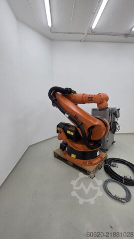 Industrial robot KUKA KR 210-2 2000