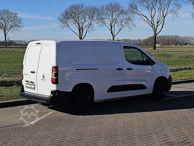 Resväska PEUGEOT PARTNER 1.5 L2 Navi Airco 3 Zits