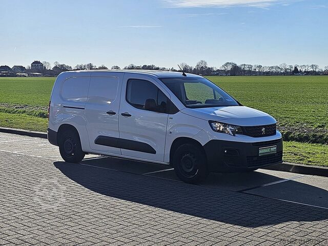 Resväska PEUGEOT PARTNER 1.5 L2 Navi Airco 3 Zits