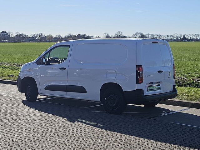 Resväska PEUGEOT PARTNER 1.5 L2 Navi Airco 3 Zits