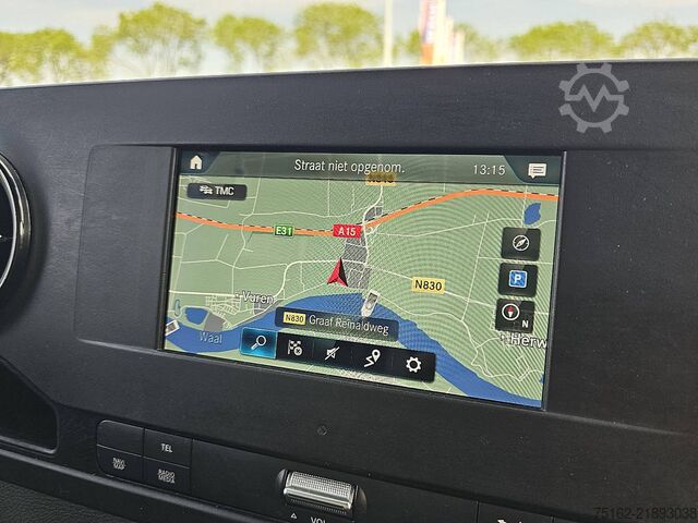 Resväska MERCEDES-BENZ SPRINTER 319 Bakwagen Laadklep