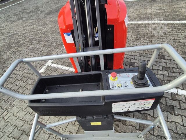 Senkrecht Hebebühne Manitou 100 VJR