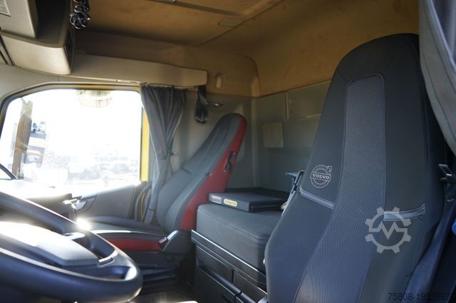 Sklápěcí vůz VOLVO FH460 Getreidekipper Lenk Staplerhalterung