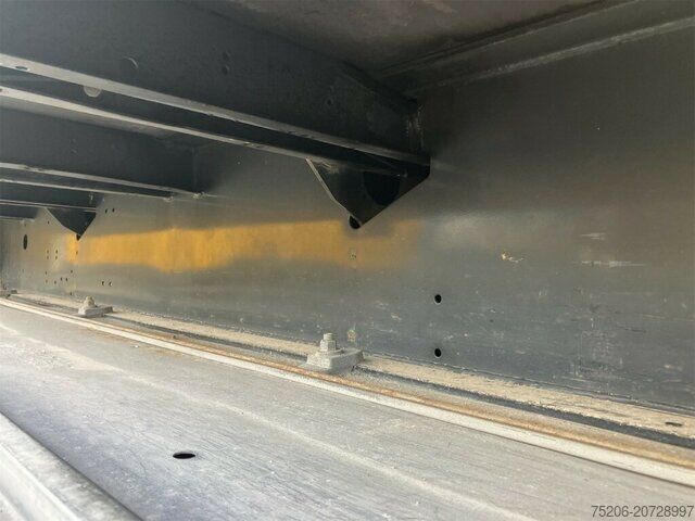 Open semitrailer with tarp Krone Profi Liner SDP 27 eLB4-CS
