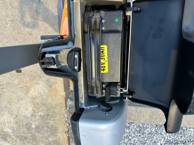 VS-22539 Electric compact pallet truck Still ECH15 STILL ECH15