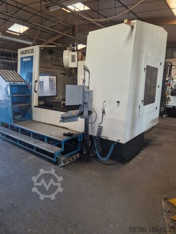 Centru de prelucrare CNC vertical HURCO VMX64
