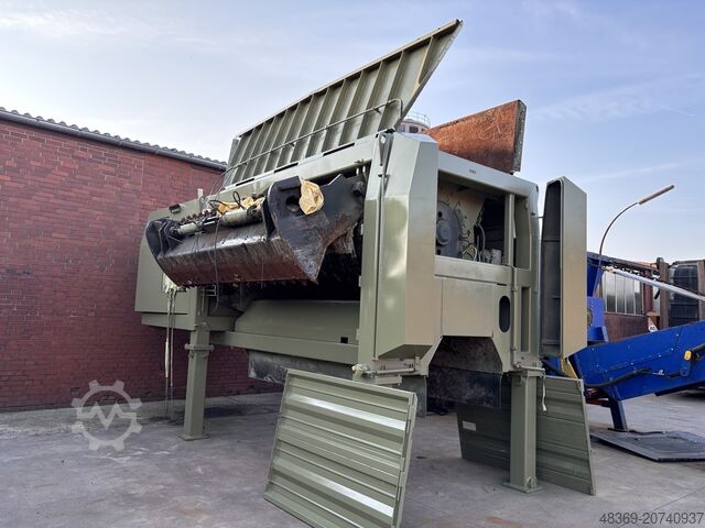 Shredder KOMPTECH TERMINATOR 5000 E