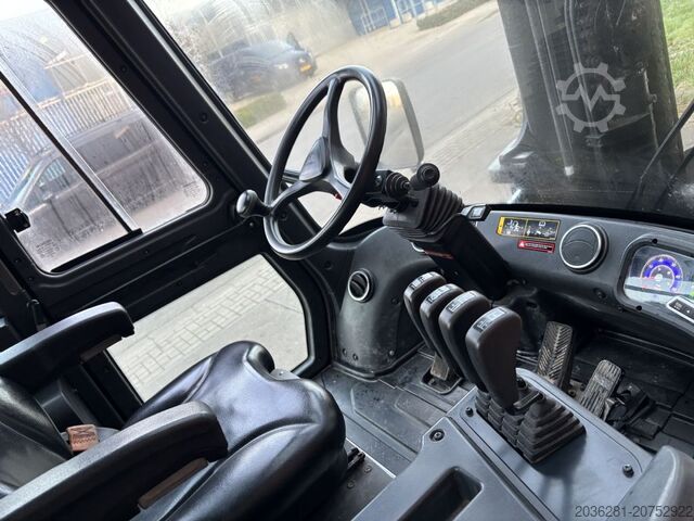 Diesel vorkheftruck Hyundai 80D-9