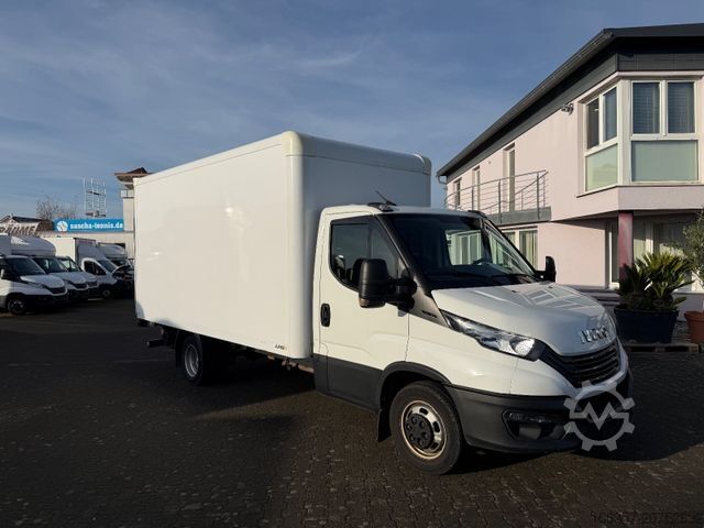Transporter mit Koffer IVECO Daily 35C16 Koffer Ladebordwand 750kg