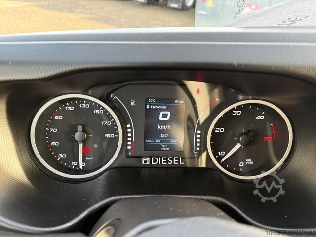 Vrachtwagen met bakwagen IVECO Daily 35C16 Koffer Ladebordwand 750kg