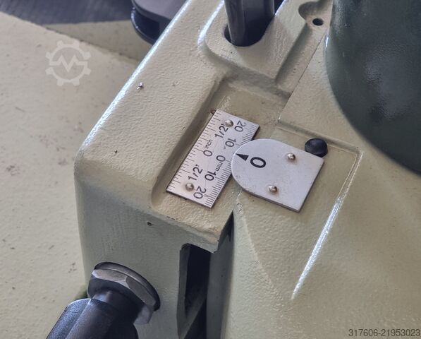 Tabla freze makinesi SCM T130