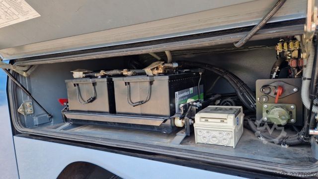 Bus NEOPLAN 5217 Starliner, Wohnmobil Konferenzbus Bürobus