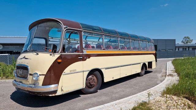 Autobus międzymiastowy SETRA Kässbohrer Setra S 11