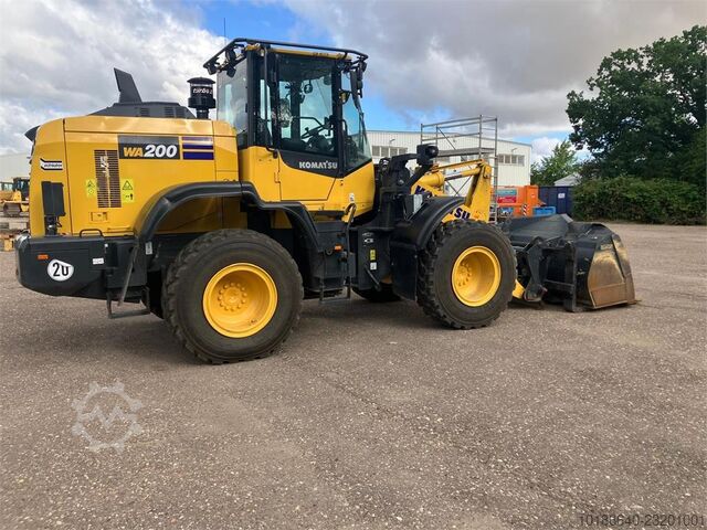 Komatsu WA200-8E0 Komatsu WA200-8E0