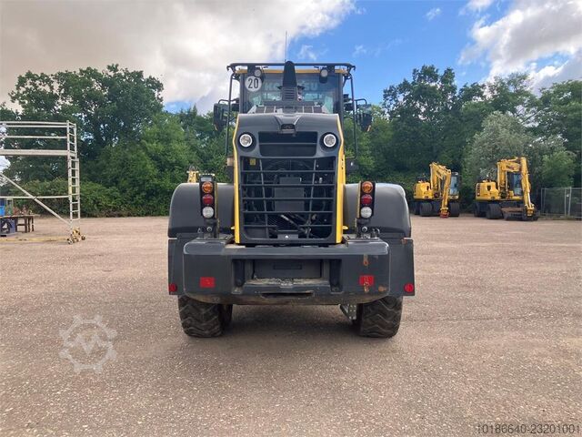 Komatsu WA200-8E0 Komatsu WA200-8E0