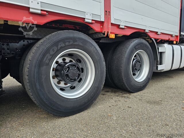 Platforma ładunkowa Volvo FH 540 8x4*4 / HIAB 548E-9 CRANE + WINCH / KRAN