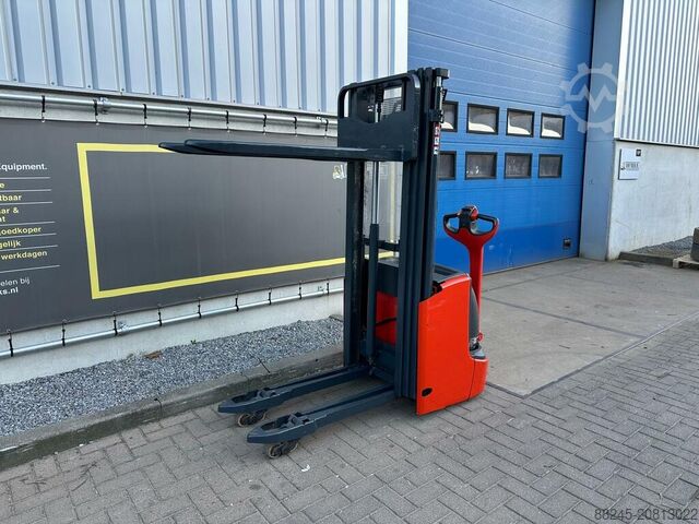 VS-22553 Electric stacker Linde L12i LINDE L12i