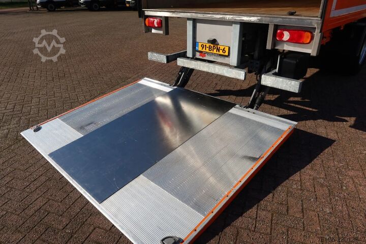 Valise DAF CF 290 Bakwagen+Dhollandia 1500 kg