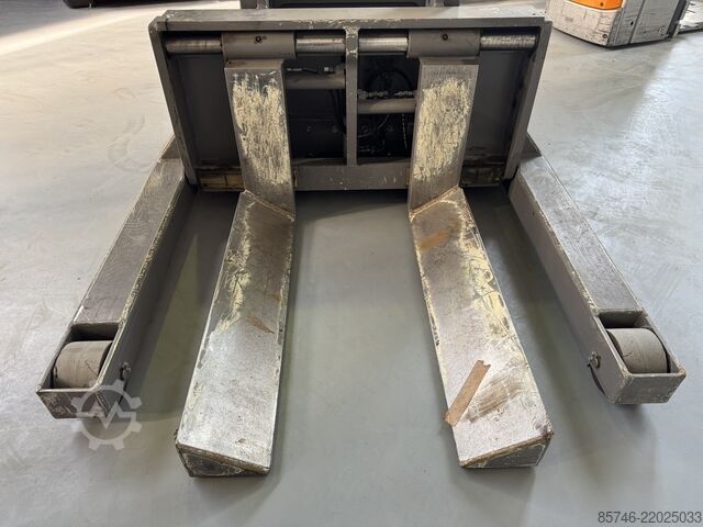 EJK 335 - Speciál!! Vidlice na sudy / Rozmetadlo!!! JUNGHEINRICH EJK 335 - Special !! Drumforks / Spreader !!!