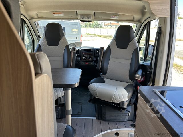 Caravan/camper Fiat Weinsberg Carabus 600 K | 4 Posti Letto | Completamente Attrezzato