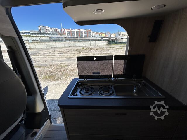 Caravan/camper Fiat Weinsberg Carabus 600 K | 4 Posti Letto | Completamente Attrezzato