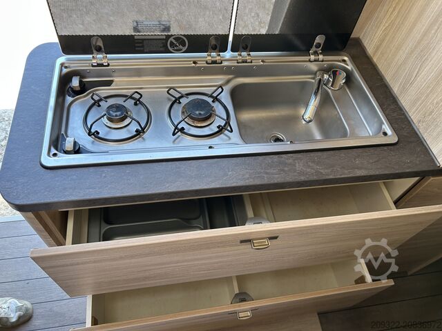 Caravan/camper Fiat Weinsberg Carabus 600 K | 4 Posti Letto | Completamente Attrezzato