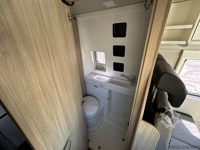 Caravan/camper Fiat Weinsberg Carabus 600 K | 4 Posti Letto | Completamente Attrezzato