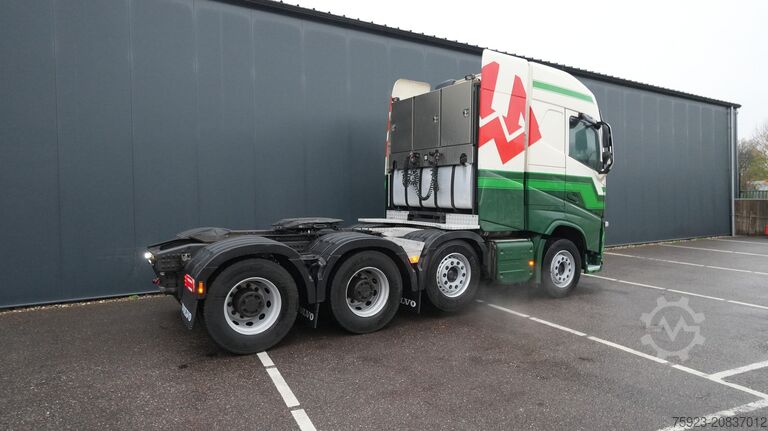 Standard-SZM Volvo FH 540 8X4 130T GLOBETROTTER