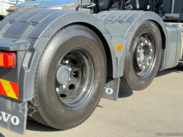 Tung lastbil VOLVO FH 750 6X2/4 in Voll- Ausstattung, Kipphydraulik