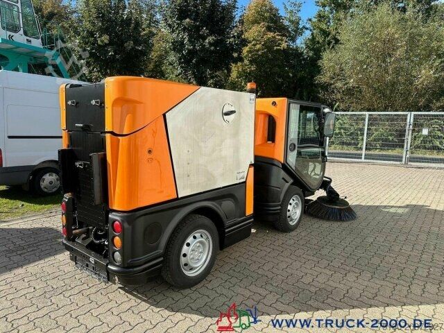 Útseprő gép Multicar Nilfisk JungoJet3500 Winterdienst & Kehrmaschine