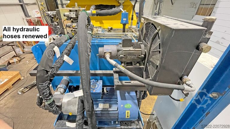 Presse à balles 22 kW, avec force de compression de 50 t Presona LP 50 EH 1