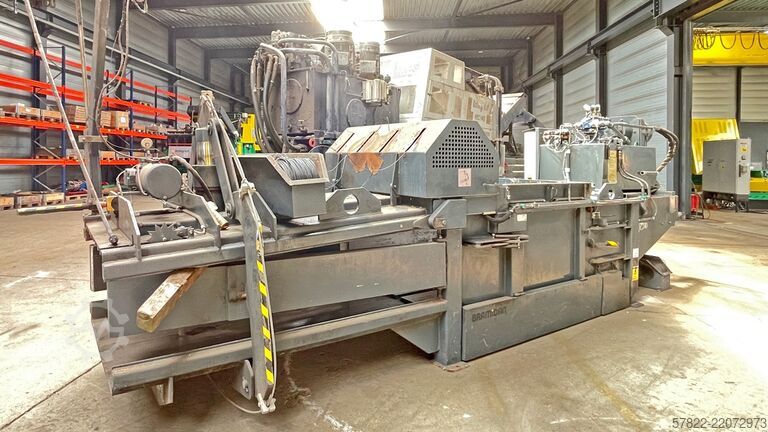 Bálaprés 15 kW, 50 t préselési erő Bramidan / Presto HC 50 / HPK 50