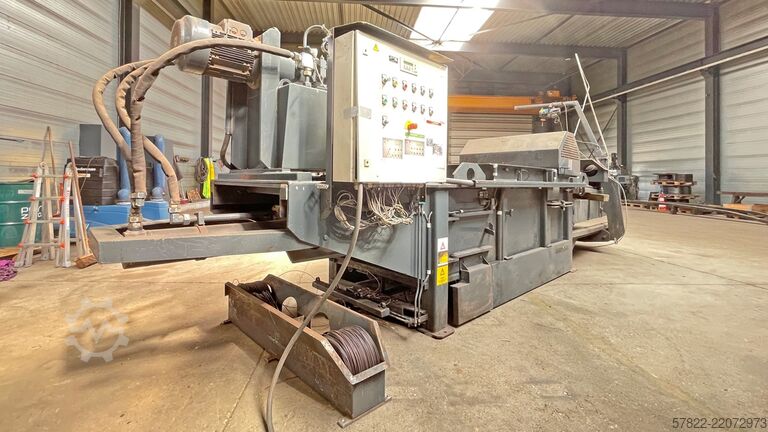 Bálaprés 15 kW, 50 t préselési erő Bramidan / Presto HC 50 / HPK 50