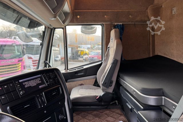 Standardní tahač IVECO Stralis 460 4x2 Racing