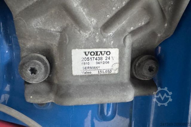 Hákový nosič kontejnerů VOLVO FH-400 8x4 Hyvalift AHK