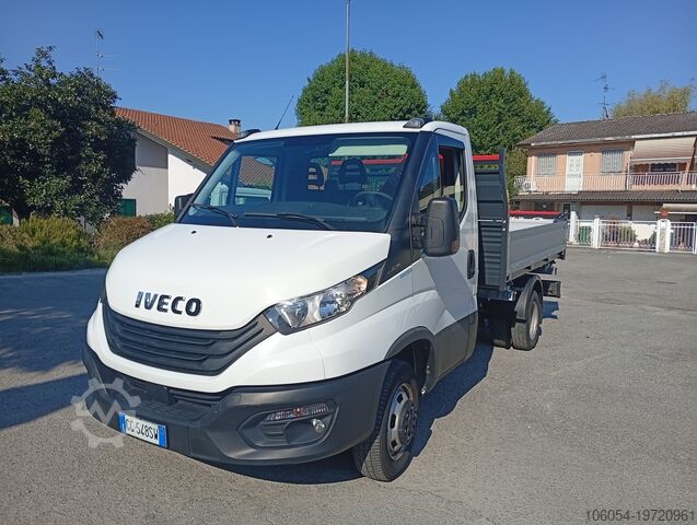 Jeřáb + třístranný sklápěč Iveco Daily 35