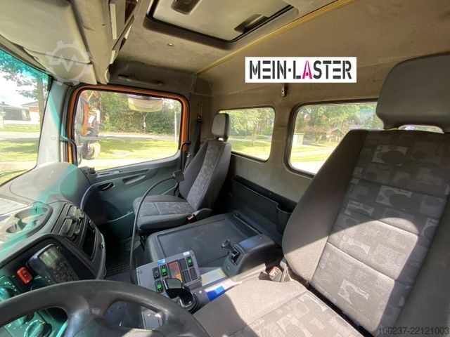 Camión con caja móvil MERCEDES-BENZ Kamag Wiesel Umsetzter Sattelplatte