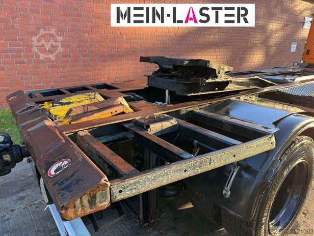 Camión con caja móvil MERCEDES-BENZ Kamag Wiesel Umsetzter Sattelplatte