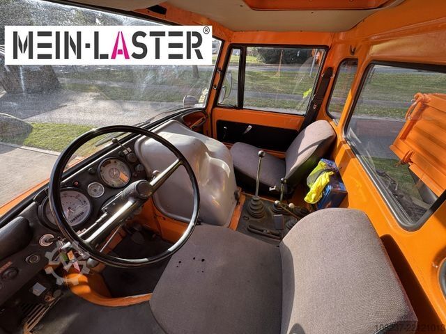 Autokranwagen UNIMOG U 1100 Atlas AK 3006 nur 14.215 km-1. Hand
