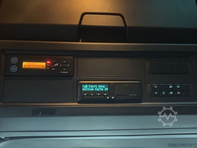 Standaard trekker FORD F-Max 500 Blackline, 2 Tanks, Intarder