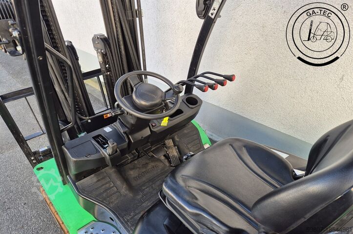 Elektro 4-Rad Hangcha CPD35-XD4-SI21