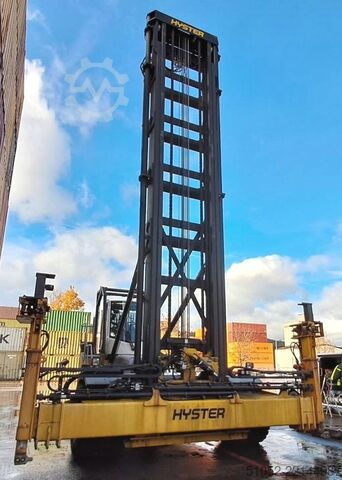 Στοίβαξη κενών δοχείων Hyster H9XD-ECD7