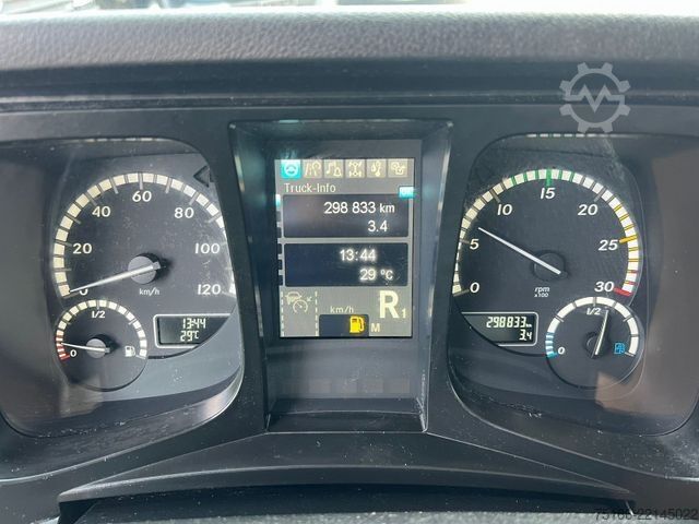 Camión frigorífico MERCEDES-BENZ ANTOS 2535 L Kühloffer 7,40 m LBW 2 T*Lenkachse